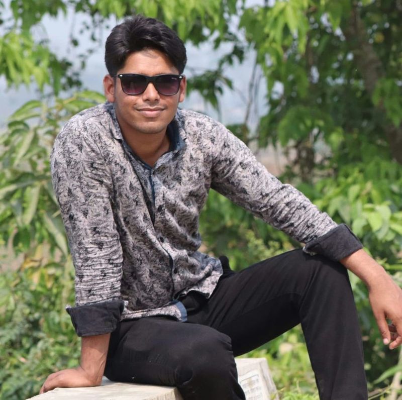 Date this sultry Bangladesh man Niloy from Shariatpur BD153