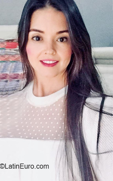 Date this stunning Colombia girl Erica from Medellin CO27298