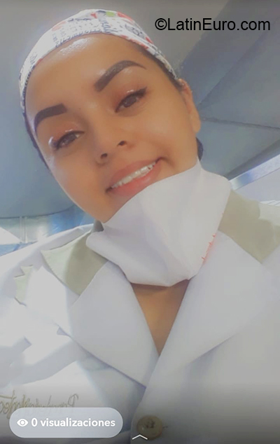 Date this sultry Colombia girl Fernanda from Cali CO27319