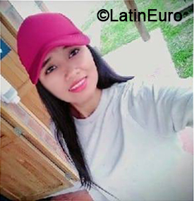 Date this nice looking Colombia girl Monica from Medellin CO27327
