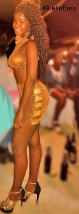 Date this sensual Ecuador girl Lulibeth from Guayaquil EC909