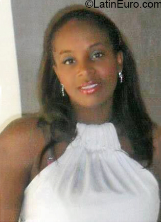 Date this hard body Colombia girl Luz from Medellin CO27520