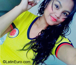funny Colombia girl Linet from Bogota CO27587