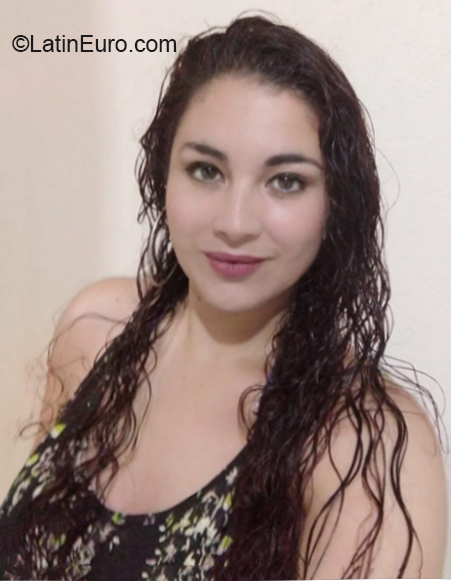 Date this lovely Colombia girl Francy from Bogota CO27925