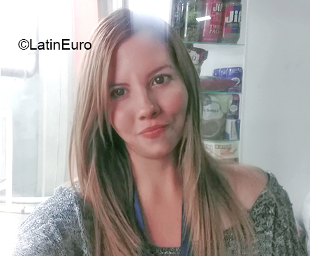 Date this hot Venezuela girl Catherine from Maracaibo VE3347