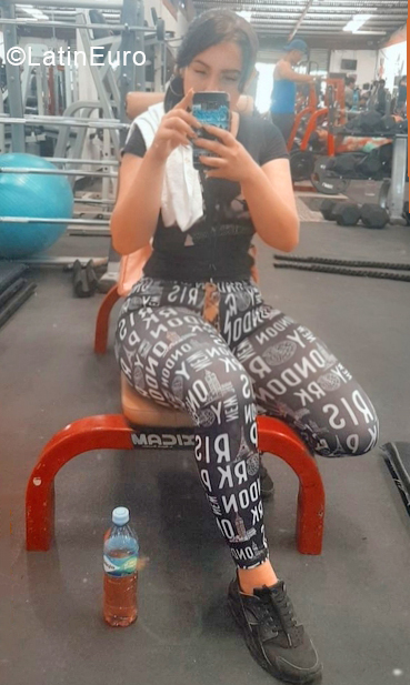 Date this hard body Nicaragua girl Isamar from Nicaragua NI249