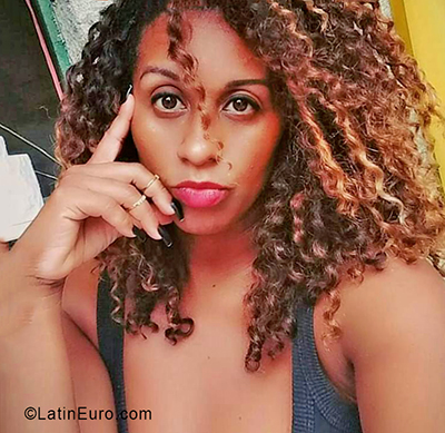 Date this fun Brazil girl Renata from Rio de Janeiro BR11205