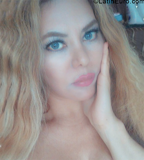 Date this athletic Argentina girl Danielle from Cordoba AR488