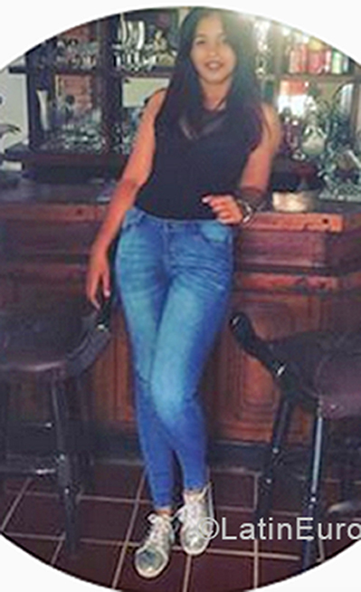 Date this hot Dominican Republic girl Cleudys Franesca from La Vega DO38540