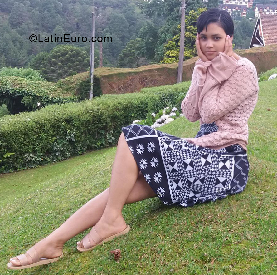 Date this young Brazil girl Aurora from Sao Paulo BR11215