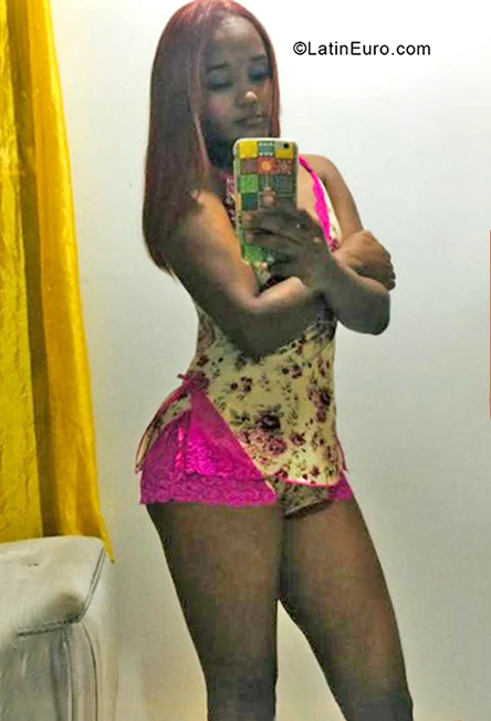 Date this delightful Dominican Republic girl Madelin from Santo Domingo DO38615