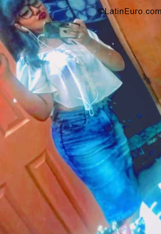 Date this funny Mexico girl Gema Hernndez C from Mexico City MX2033