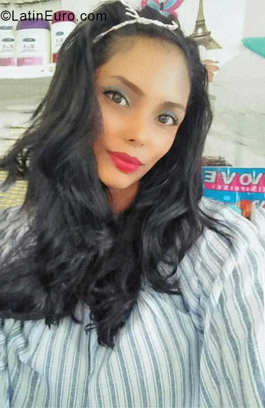 Date this fun Venezuela girl Rosa from Portuguesa VE3418