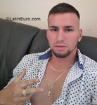 stunning Venezuela man Angel from Lautaro CL192