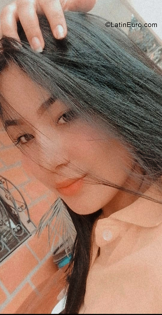 Date this delightful Colombia girl Soraya from Medellin CO28391