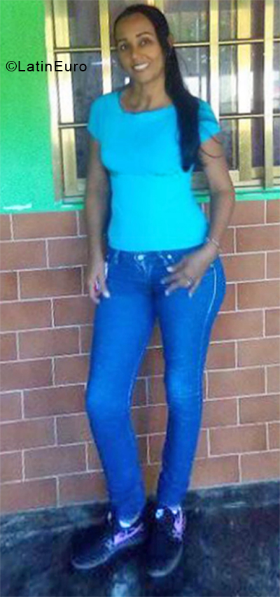 Date this exotic Venezuela girl Alejandra from Ribero VE3445