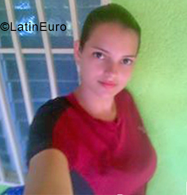 Date this young Venezuela girl Yoserlin piang from Pampatar VE3457