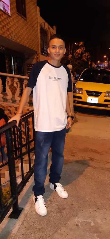 Date this cute Colombia man Mateo David from Medell&iacute;n CO28512