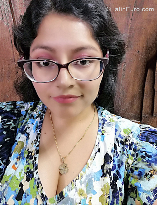 Date this delightful Peru girl Karen from Lima PE1663