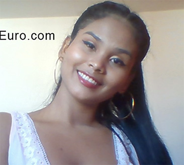 Date this young Colombia girl Luisa from Pereira CO28554