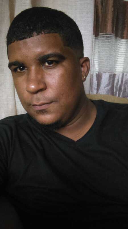 Date this sensual Puerto Rico man Alberto tori from Higuey PR220