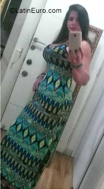 Date this good-looking Chile girl Yasmin from Santiago CL209