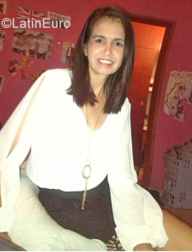 Date this sensual Venezuela girl Alba from Falcon VE3538