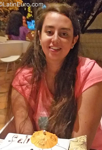 Date this foxy Colombia girl Maria Alejandra from Cali CO28737