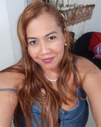Date this stunning Colombia girl Francia from Cartagena CO28768