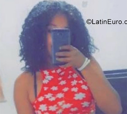 Date this hot Colombia girl Erica from Cartagena CO28772