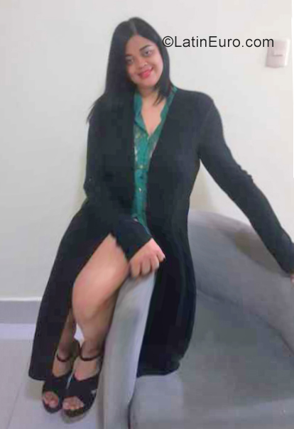 Date this sensual Cambodia man Haiti from  DO39040