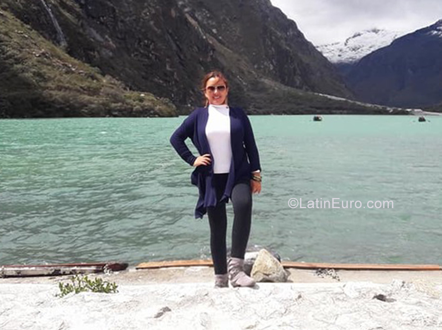 Date this charming Peru girl KIMBERLY from Lima PE1731