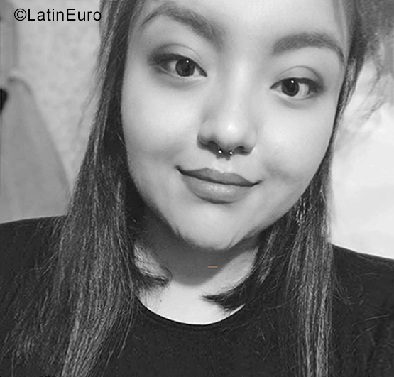 Date this fun Bolivia girl Fiorela from La Paz BO95