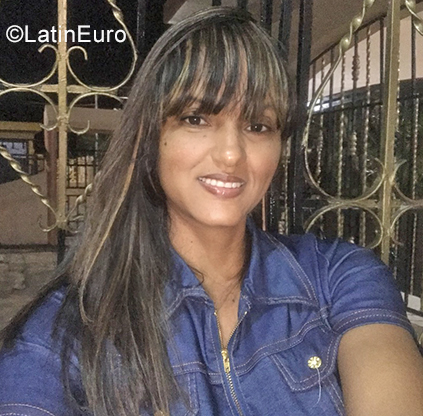 Date this funny Dominican Republic girl Alexa from La Vega DO39156