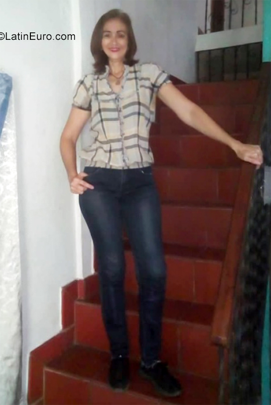 Date this fun Venezuela girl Ledy from Caracas VE3661
