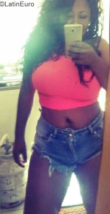 Date this georgeous Brazil girl Vanessa from Rio De Janeiro BR11307