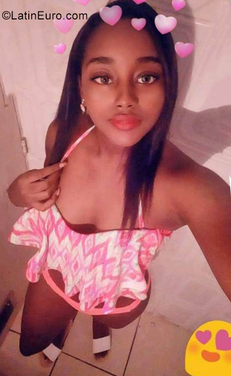 Date this tall Chile girl Dayana from Santiago CL249