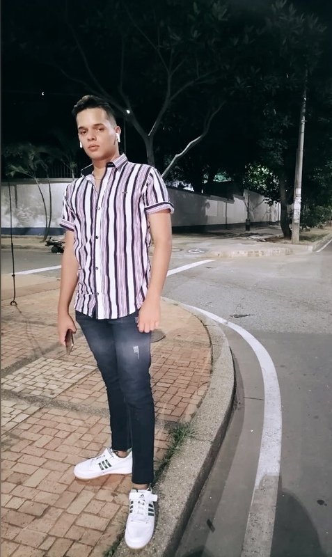 Date this tall Colombia man Yulio Garcia from Bucaramanga CO29345