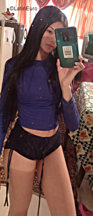 Date this gorgeous Venezuela girl Jenipher from Bolivar VE3740