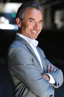 Date this stunning United States man Doug from Los Angeles US21163