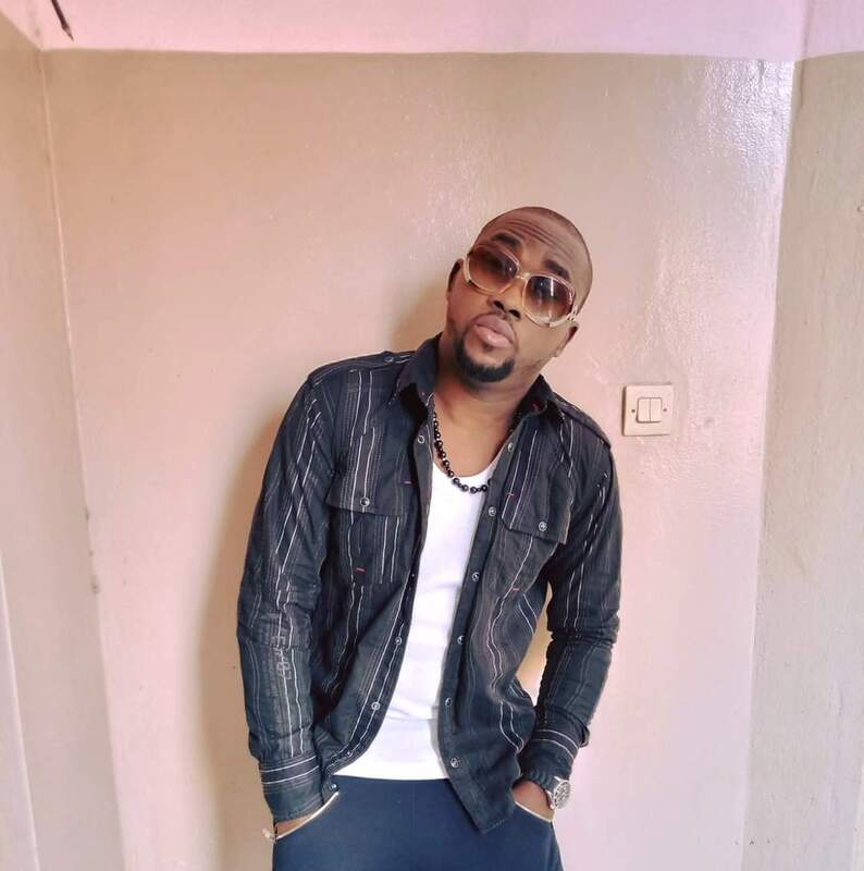 Date this sensual Togo man Jroc from Lomé TG53