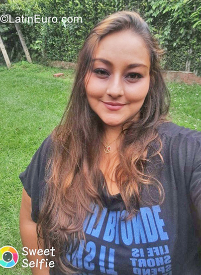 Date this beautiful Colombia girl Anghie from Bogota CO29765