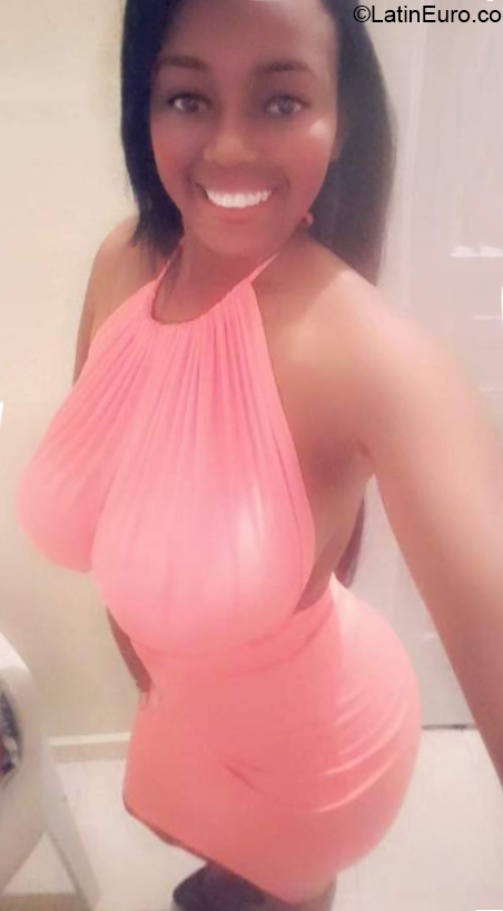 Date this passionate Dominican Republic girl Elisa from Higuey DO40271