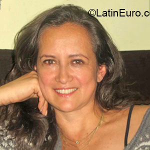 Date this tall Colombia girl Liz from Bucaramanga CO29928