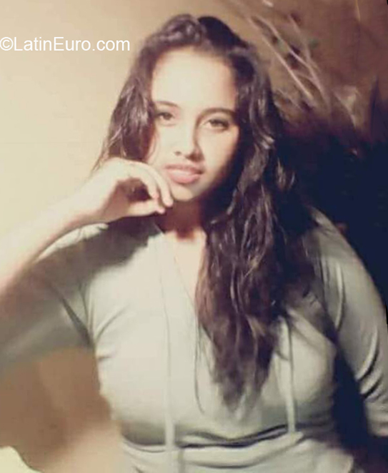 Date this lovely Peru girl Pamela from Lima PE1850