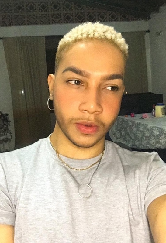 Date this young Colombia man Luis Monsalve from Medell&iacute;n CO30019