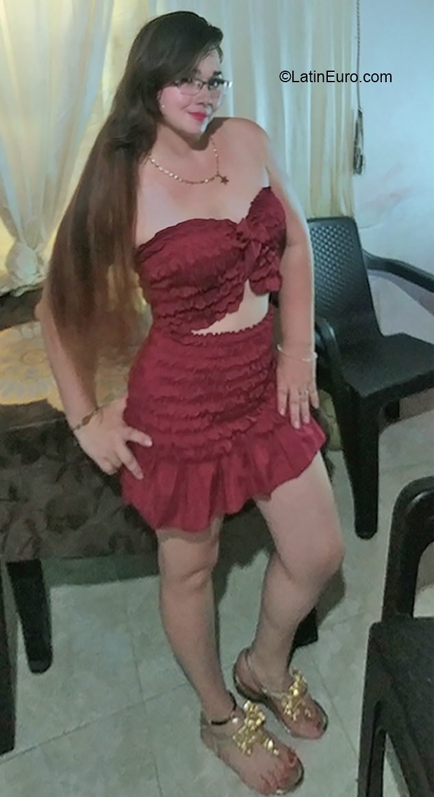 Date this young Colombia girl Luz from Valledupar CO30023