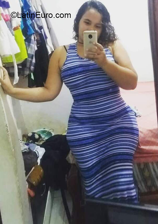 Date this tall Colombia girl Janni from Santa Marta CO30054