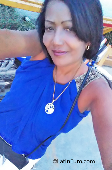 Date this attractive Dominican Republic girl Sarah from Puerto Plata DO39753