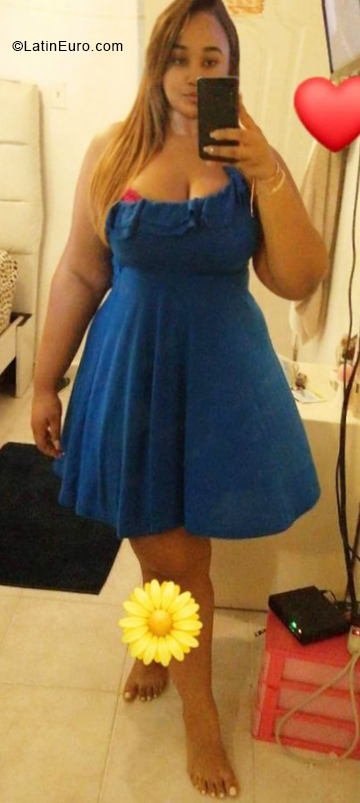 Date this stunning Dominican Republic girl Sam from Santo Domingo DO39778
